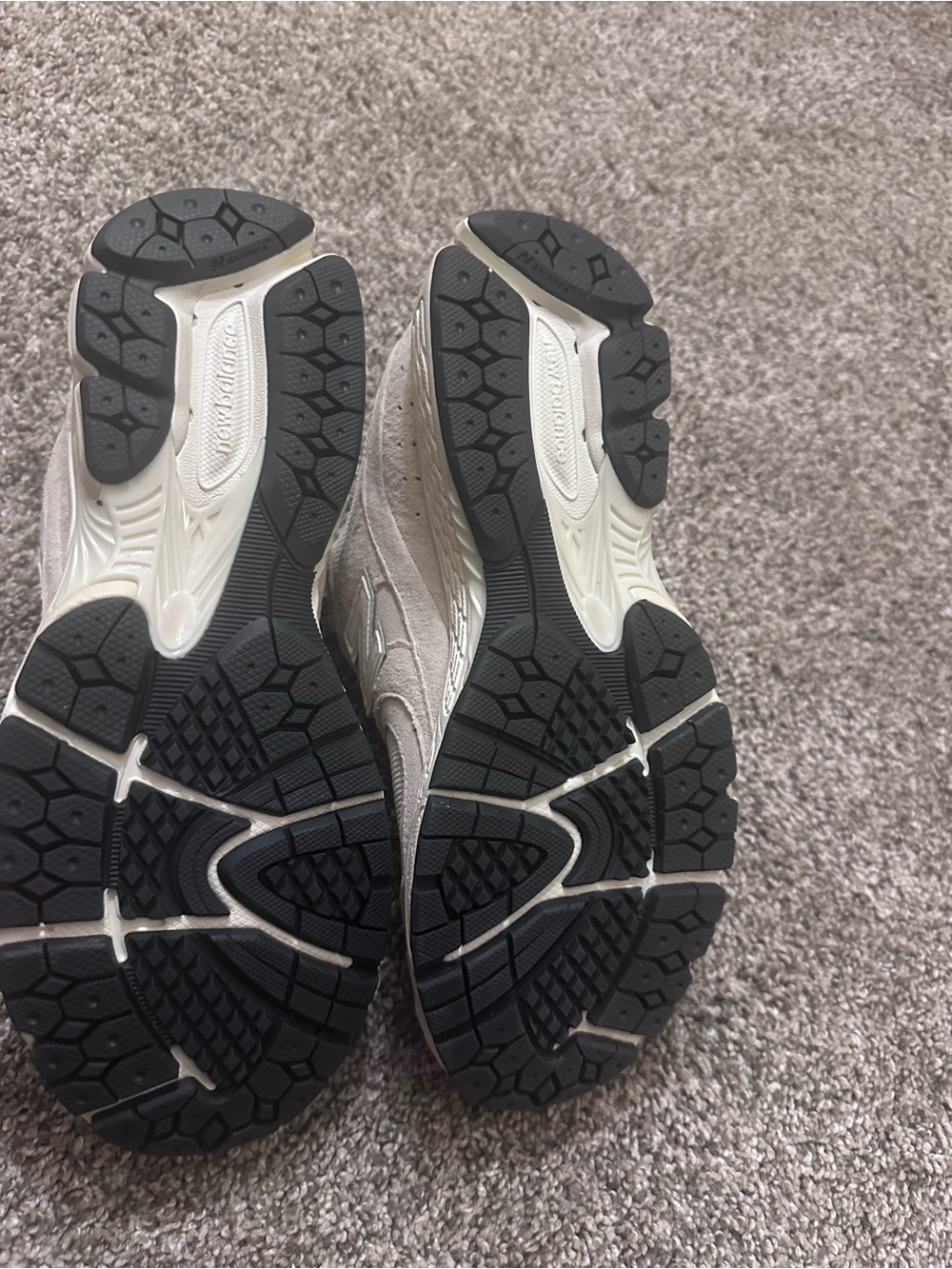 New Balance Women’s Athletic Shoes - Black & Cream